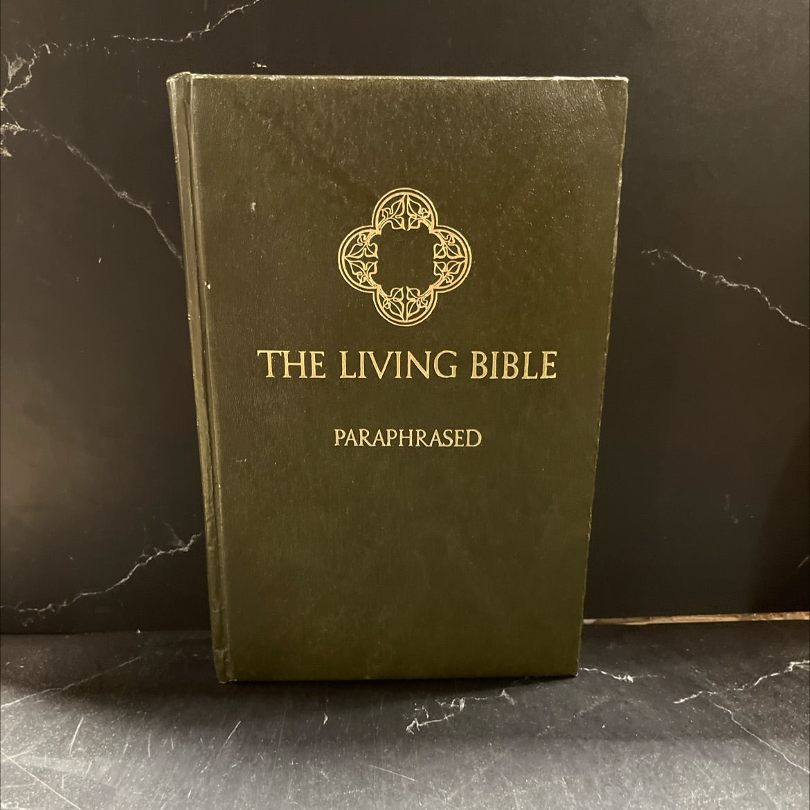 holy bible the living bible book, by unknown, 1973 Hardcover image 1