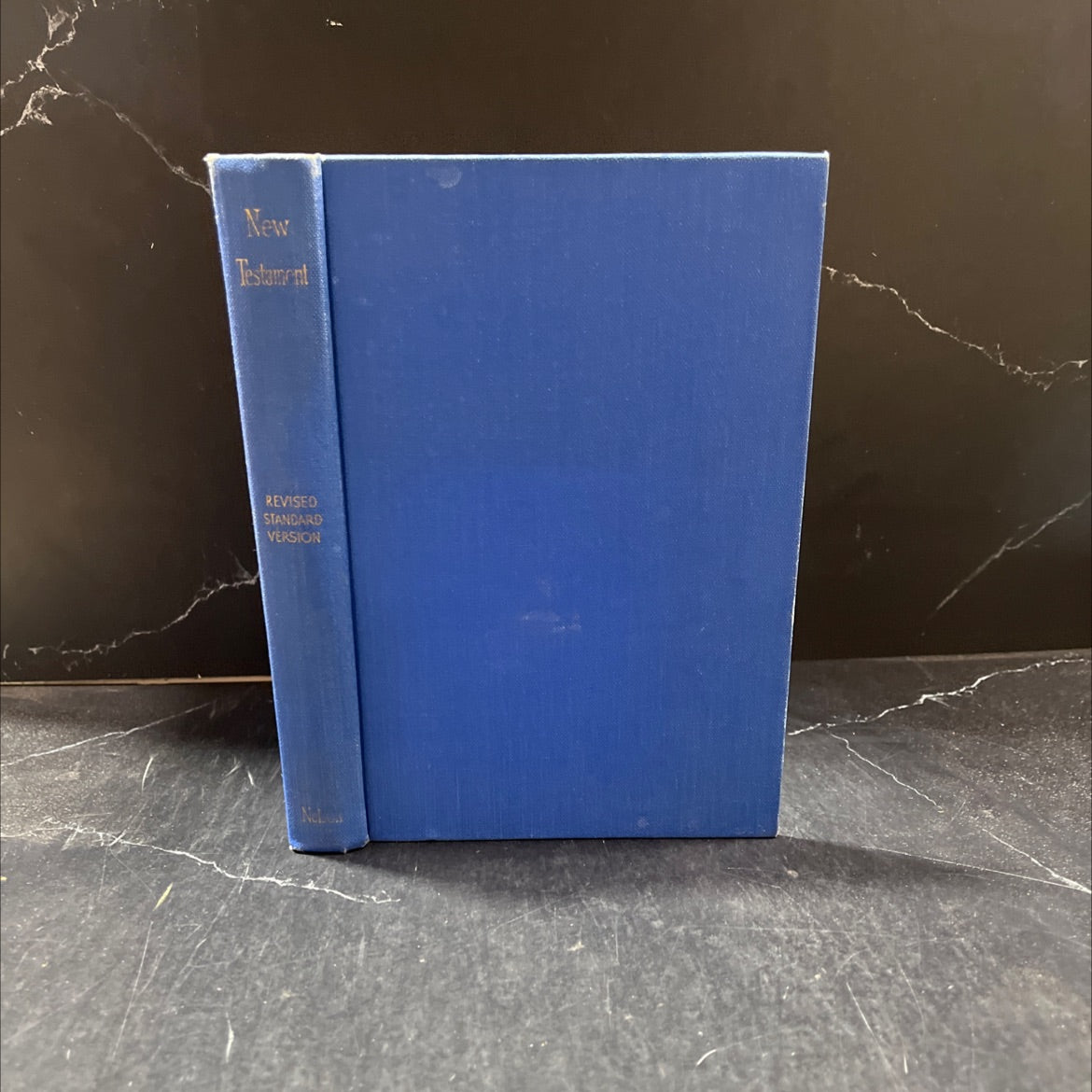 holy bible the new covenant commonly called the new testament book, by unknown, 1946 Hardcover image 1