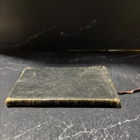 holy bible the new testament of our lord and saviour jesus christ book, by unknown, 1970 Leather image 1