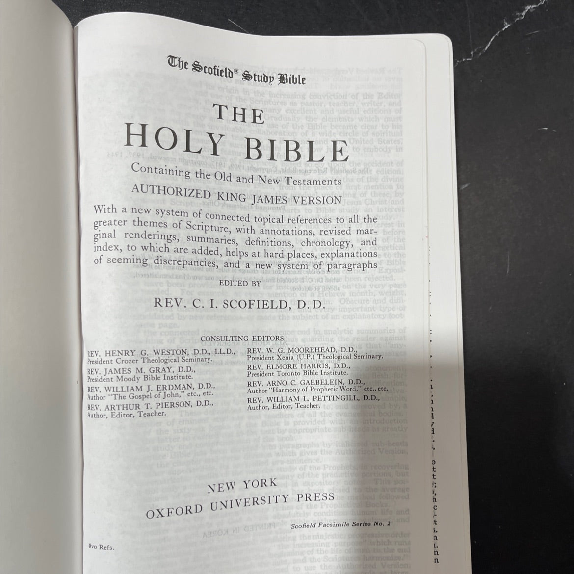 holy bible the scofield study bible book, by rev. c. i. scofield, d. d., 1945 Leather image 2