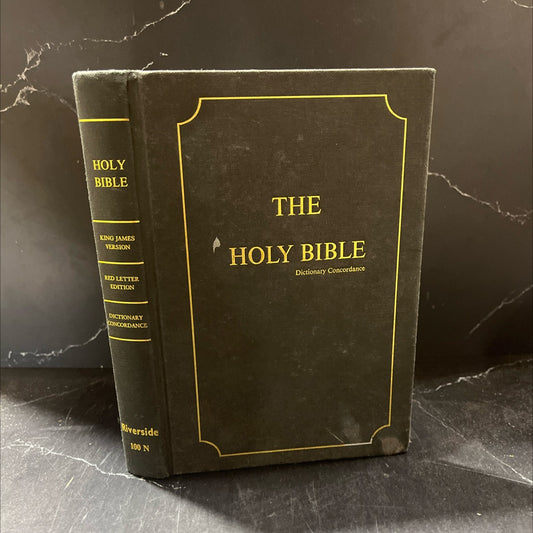 holy bible book, by unknown, 1970 Hardcover image 1