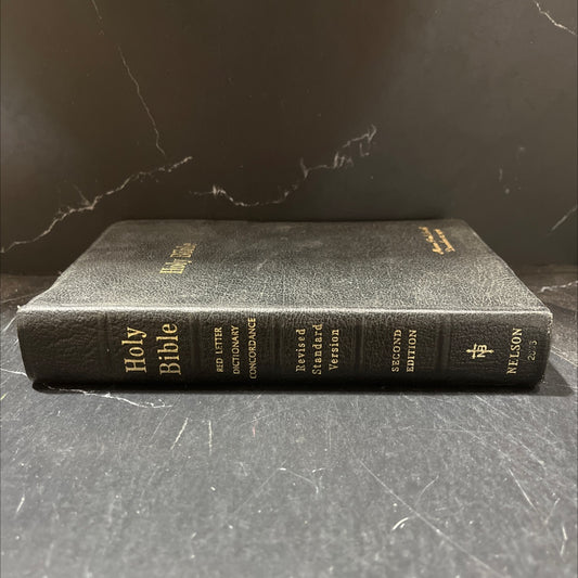 holy bible book, by unknown, 1972 Leather image 1