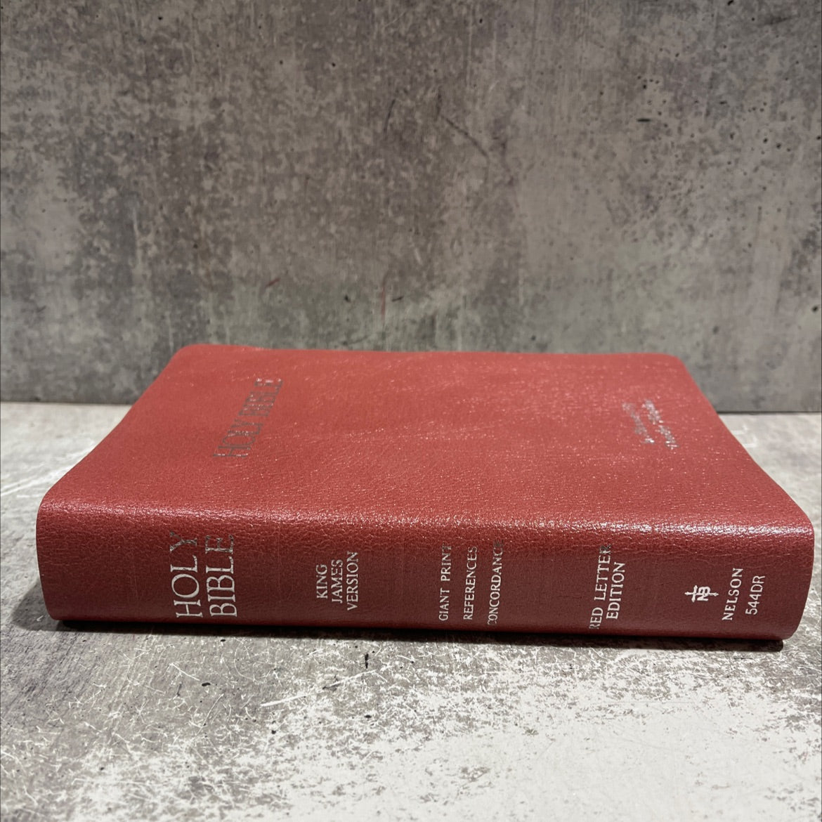 holy bible book, by unknown, 1976 Leather image 4