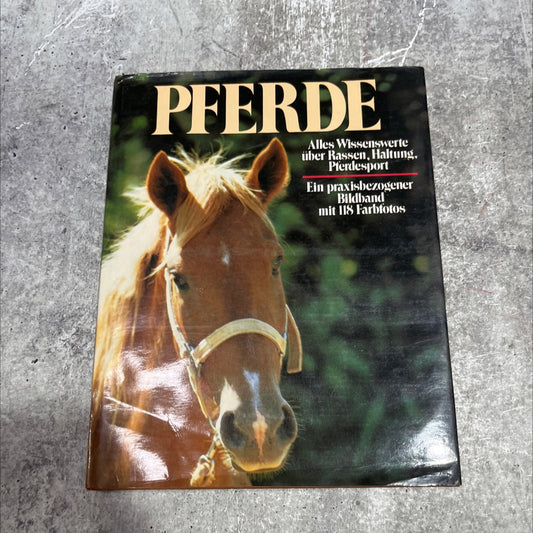 horses book, by Manfred Pawlak, 1984 Hardcover image 1