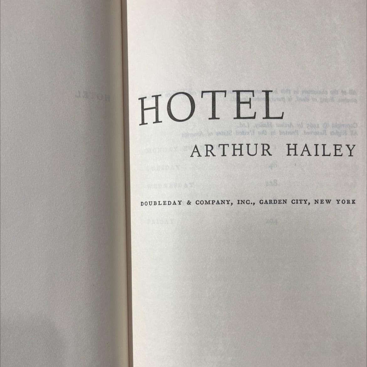 hotel book, by arthur hailey, 1965 Hardcover image 2
