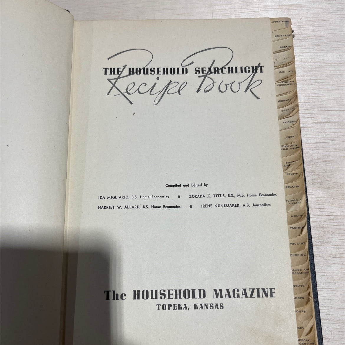 household searchlight recipe book book, by ida migliario, harriet w. allard, zorada z. titus, irene nunemaker, 1944 image 2