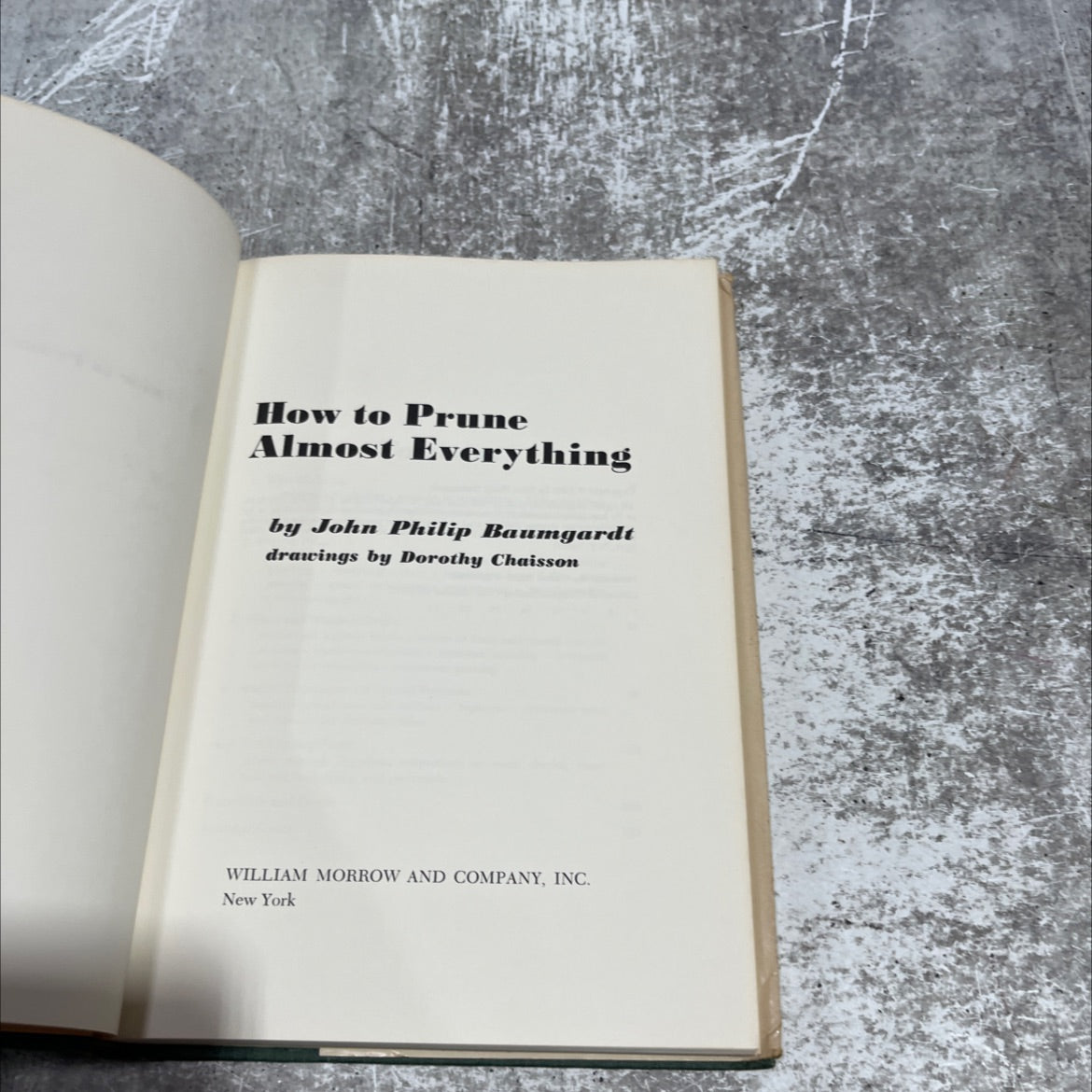 how to prune almost everything book, by john philip baumgardt, 1968 Hardcover image 2