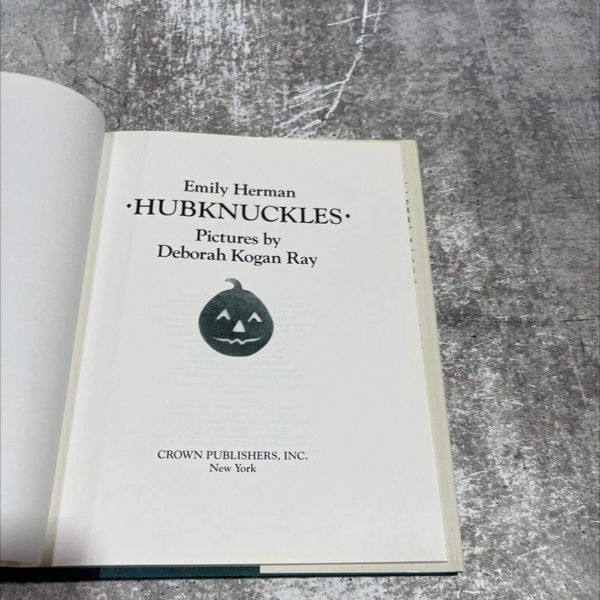 hubknuckles book, by Emily Herman, 1985 Hardcover image 2