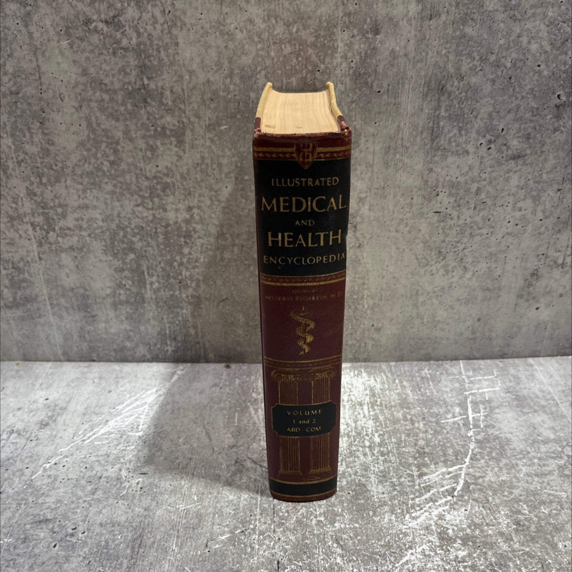 illustrated medical and health encyclopedia book, by morris fishbein, m.d., 1963 Hardcover image 4