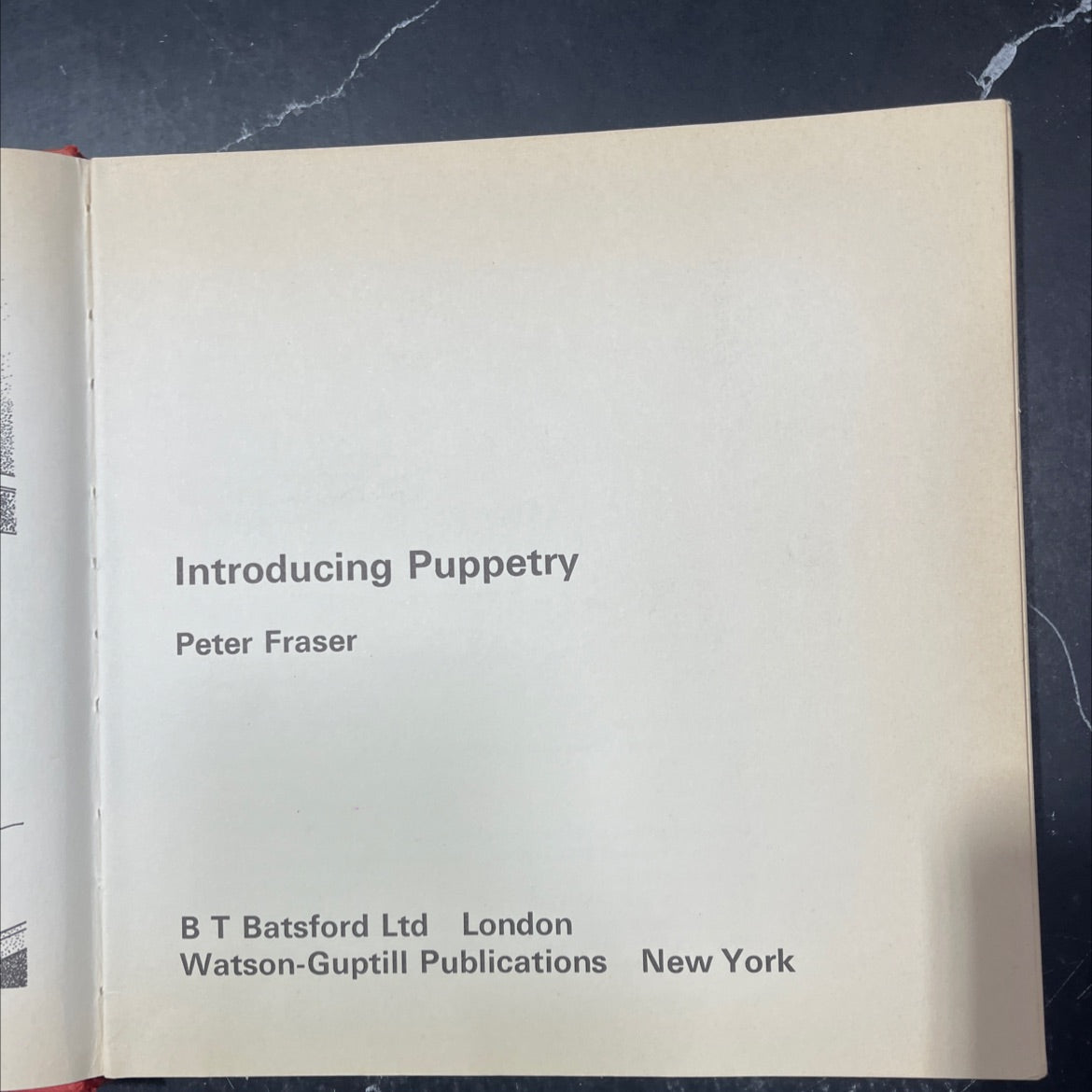 introducing puppetry book, by peter fraser, 1968 Hardcover image 2