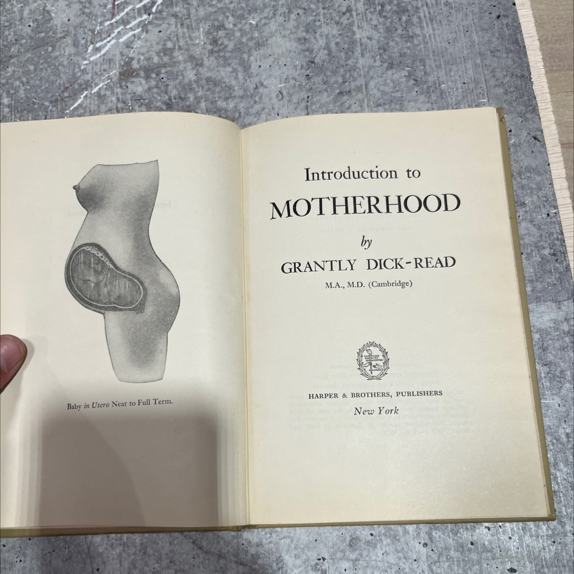introduction to motherhood book, by grantly dick-read, 1950 Hardcover image 2