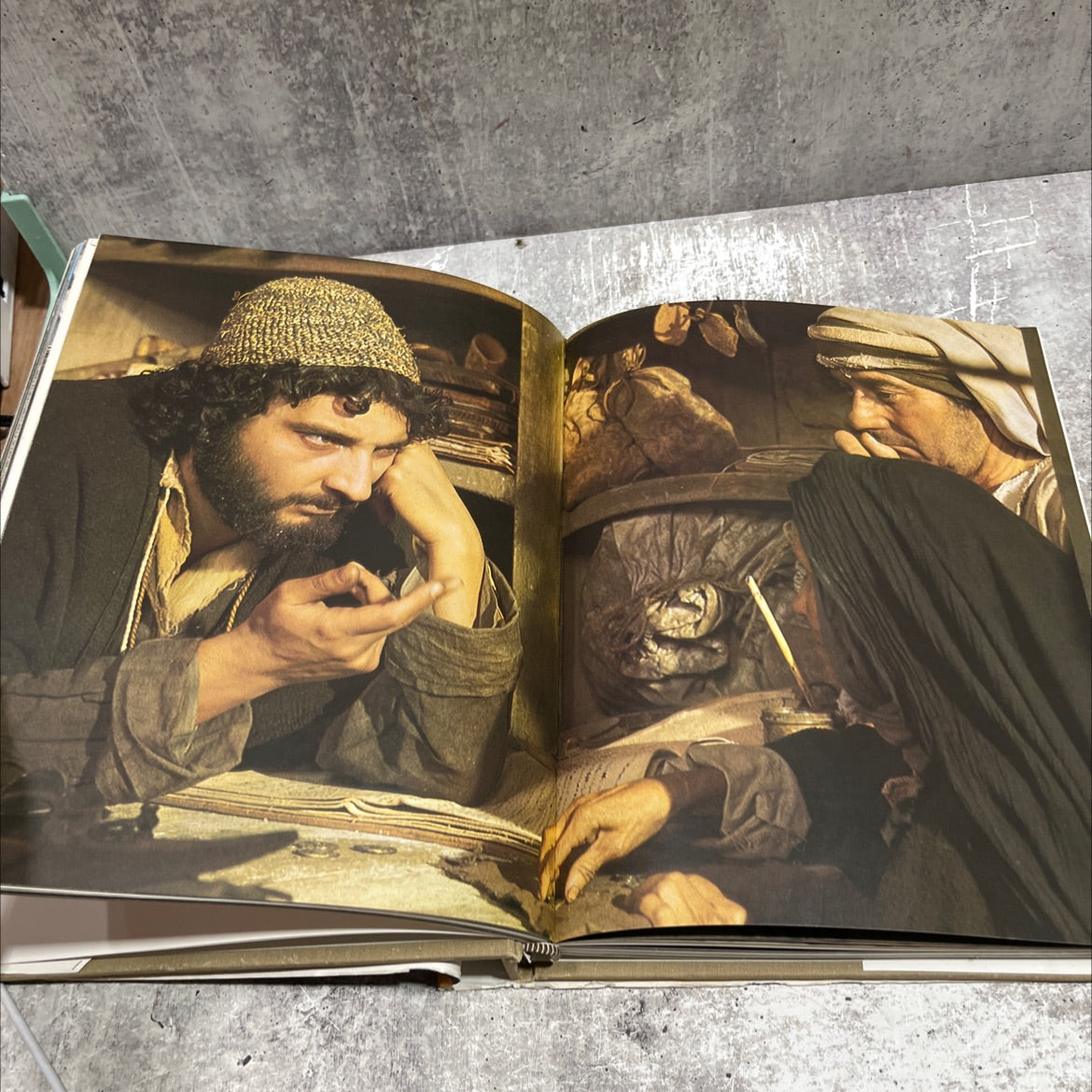 jesus of nazareth book, by william barclay, 1977 Hardcover image 4
