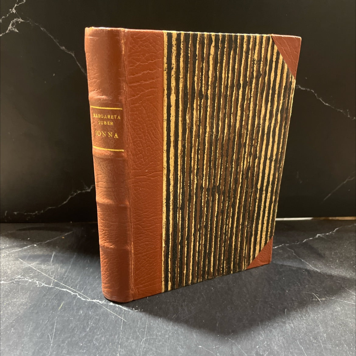 jonna book, by margareta suber, 1932 Leather image 1