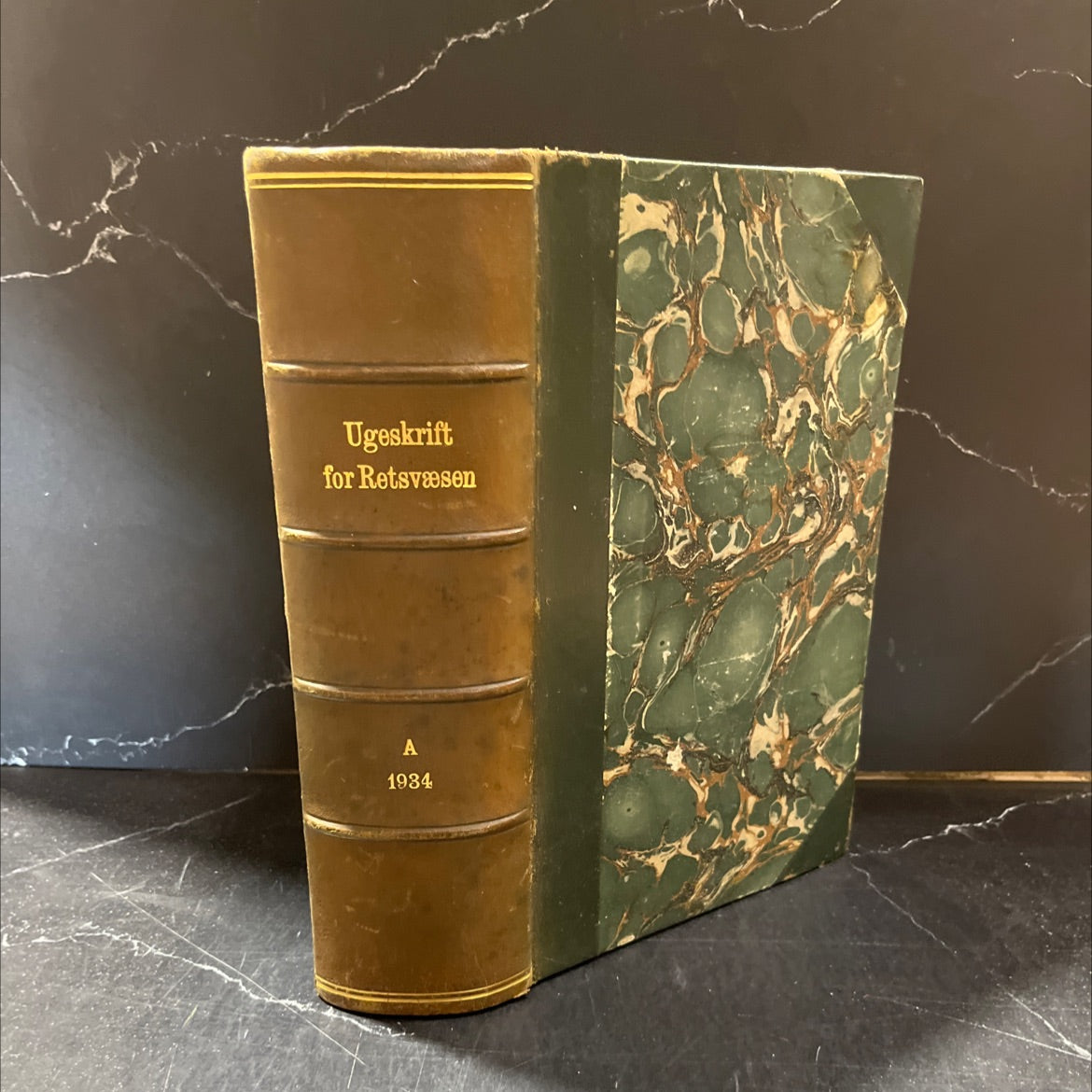 kobenhavn ugeskrift for retsvæsen 1934 afdeling a dansk domssamling aargang 1934 book, by th frølund, ln hvidt, 1934 image 1