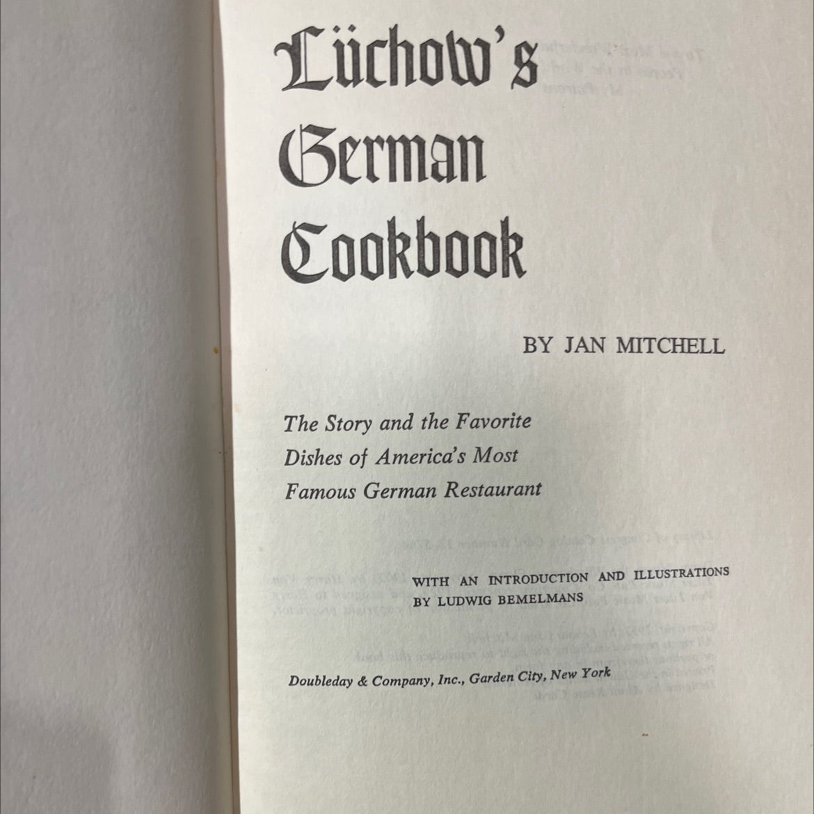 lüchow's german cookbook book, by jan mitchell, 1952 Hardcover image 2