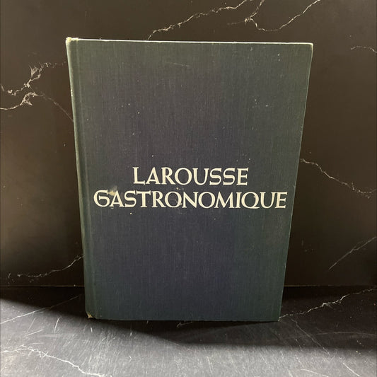 larousse gastronomique the encyclopedia of food, wine & cookery book, by prosper montagné, 1961 Hardcover image 1