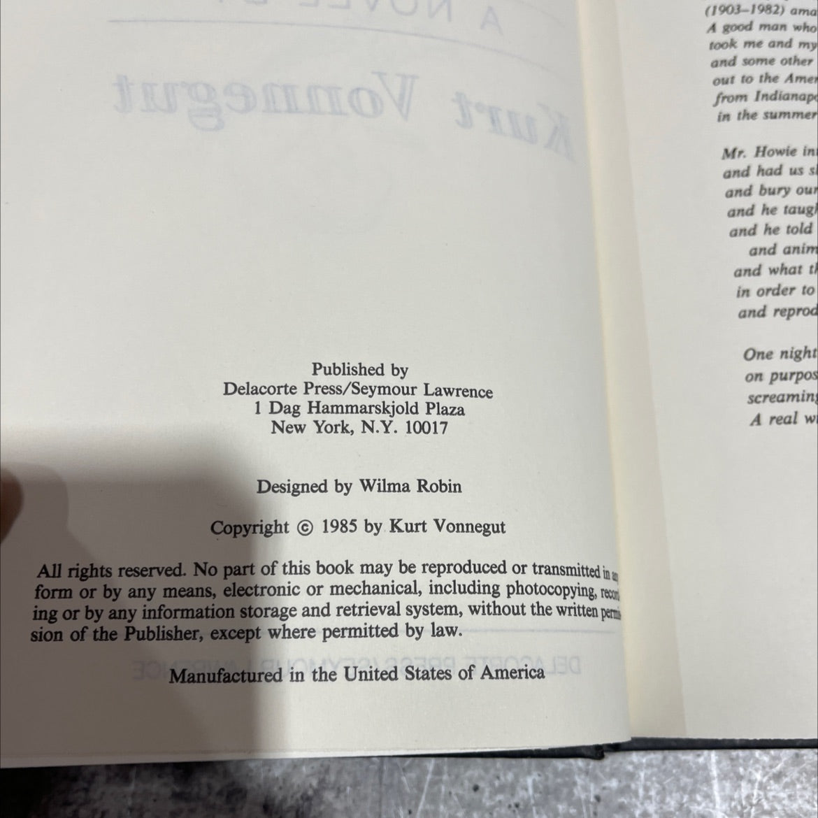 lbo a galápagos book, by kurt vonnegut, 1985 Hardcover image 3