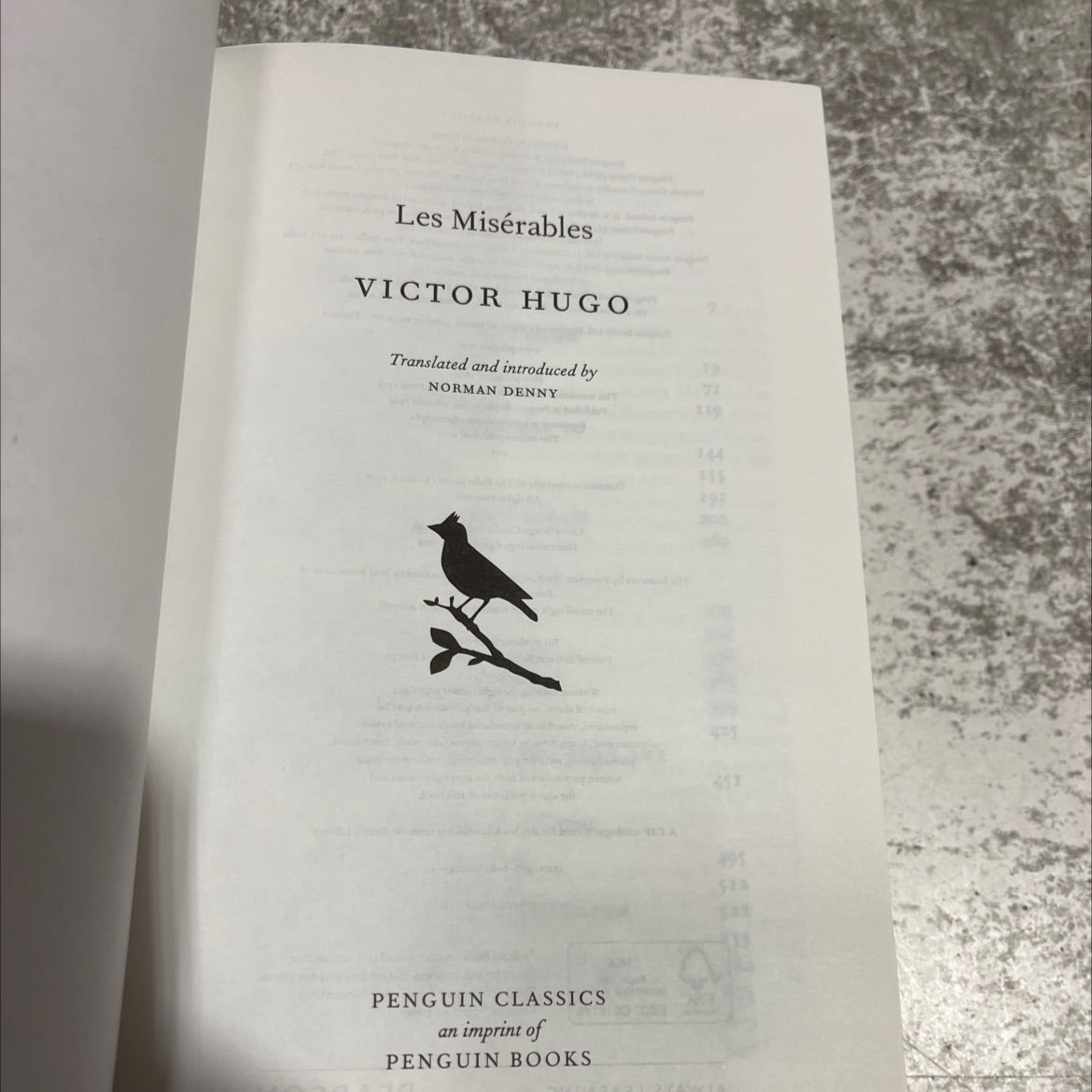 les misérables book, by victor hugo, 2012 Hardcover image 2