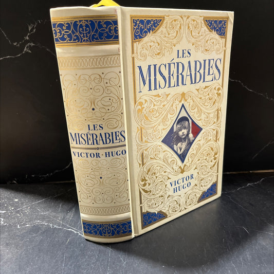 les miserables book, by victor hugo, 2017 Leather image 1