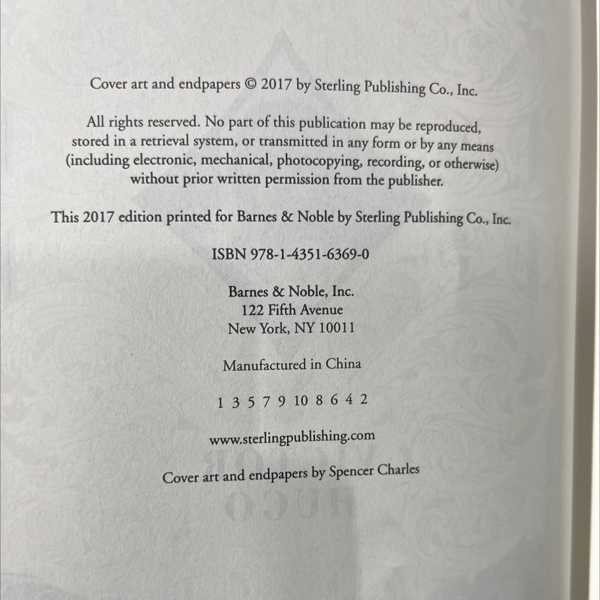 les miserables book, by victor hugo, 2017 Leather image 3