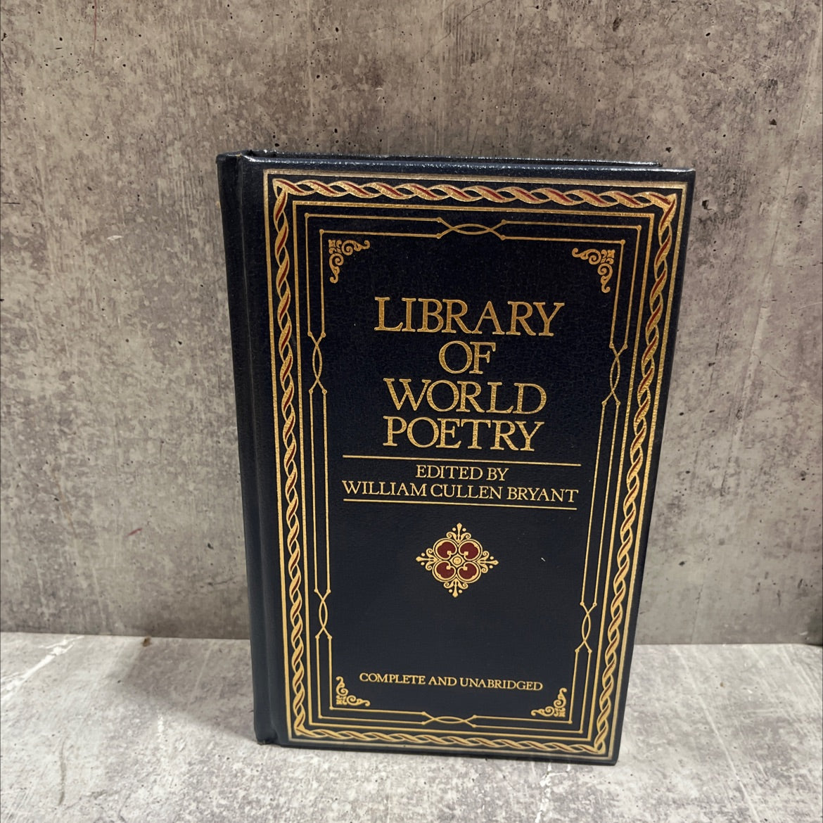 library of world poetry book, by william cullen bryant, 1984 Leather image 1