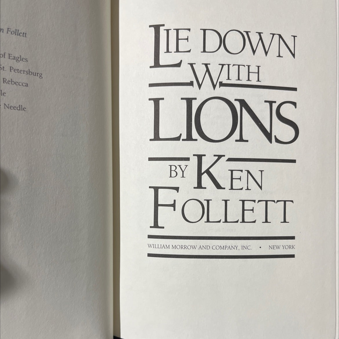 lie down with lions book, by ken follett, 1986 Hardcover image 2