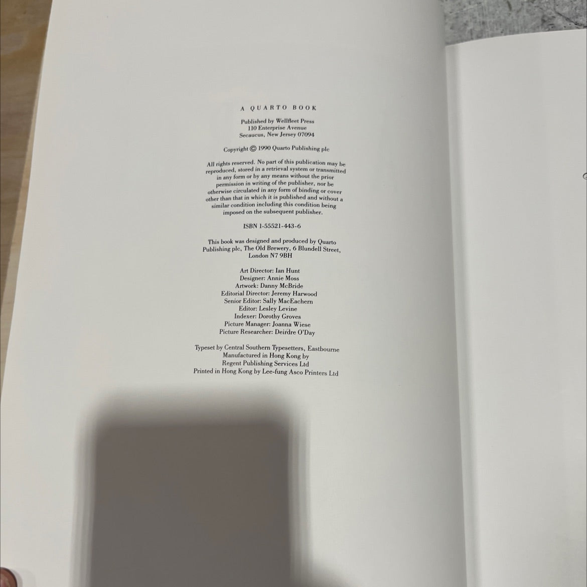 like the art of faberge book, by john booth, 1990 Hardcover image 3