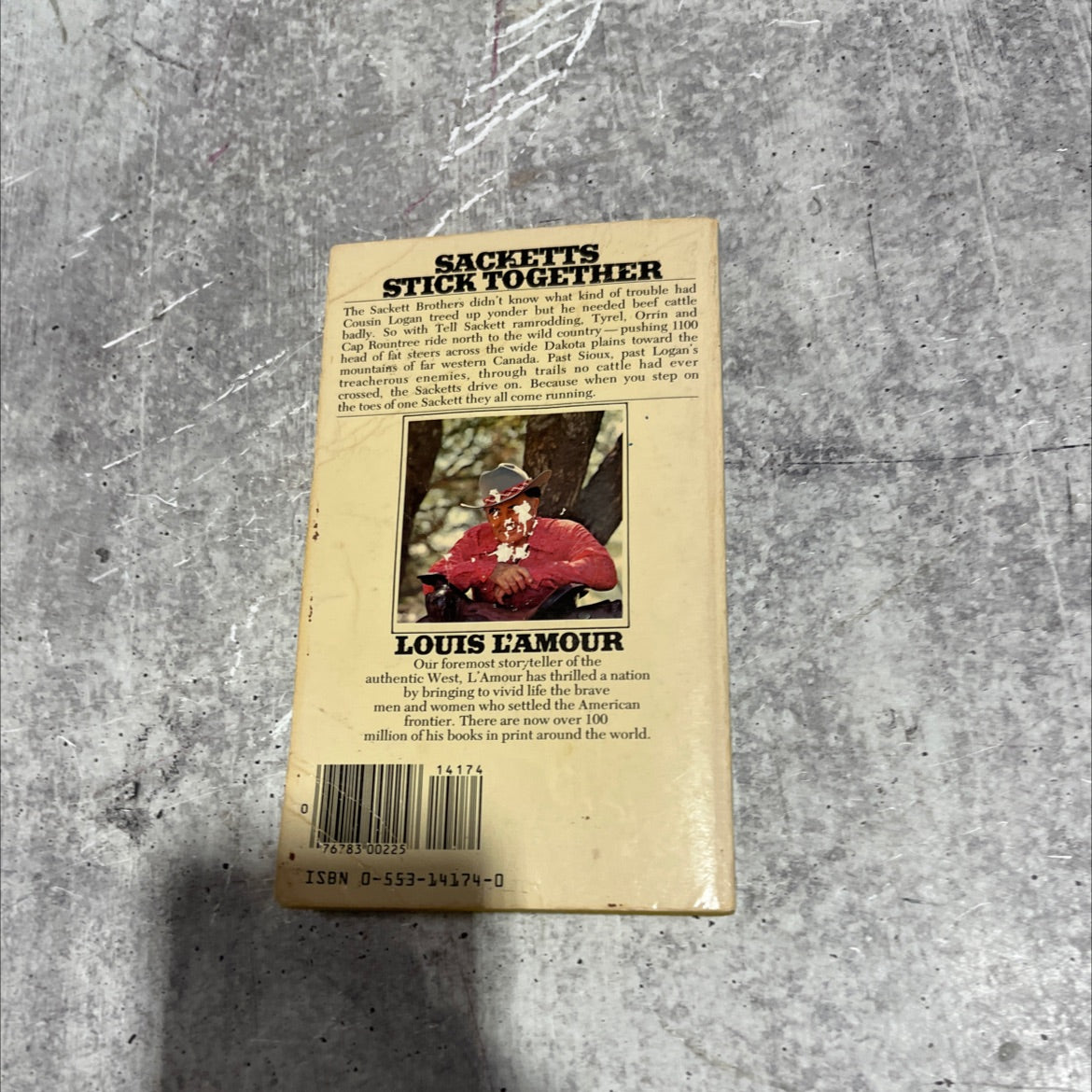 lonely on the mountain book, by Louis L'Amour, 1980 Paperback image 4