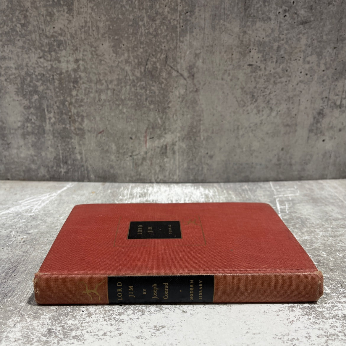 lord jim book, by joseph conrad, 1931 Hardcover image 4