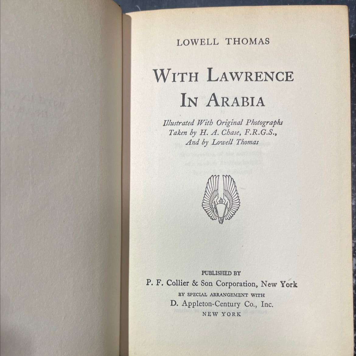 lowell thomas with lawrence in arabia book, by Lowell Thomas, 1924 Hardcover image 2