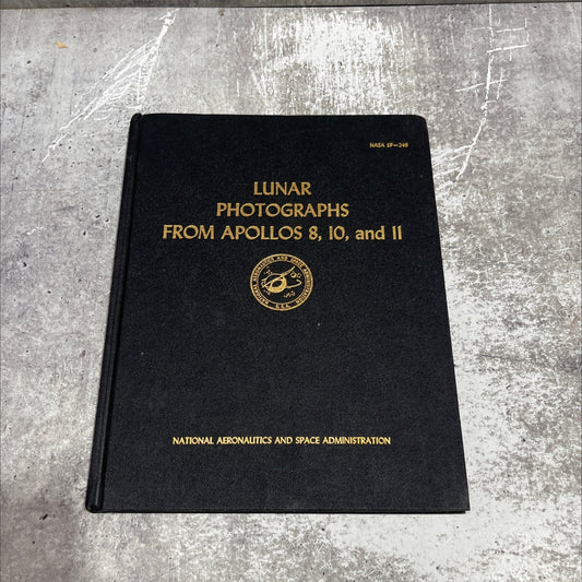 lunar photographs from apollos 8, 10, and 11 book, by robert g. musgrove, 1971 Hardcover image 1