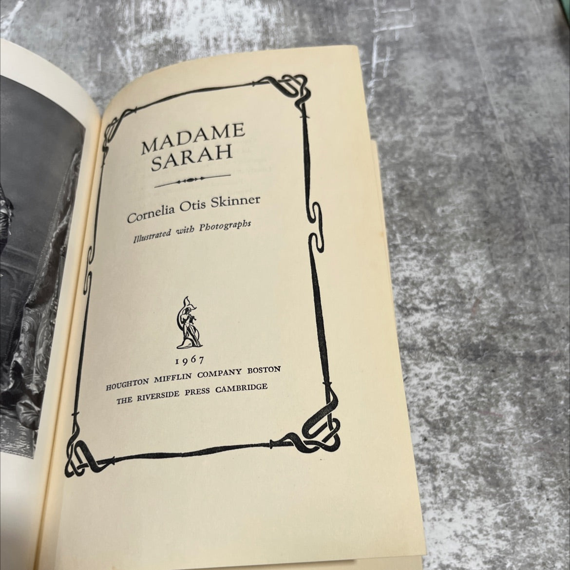 madame sarah book, by Cornelia Otis Skinner, 1967 Hardcover image 2