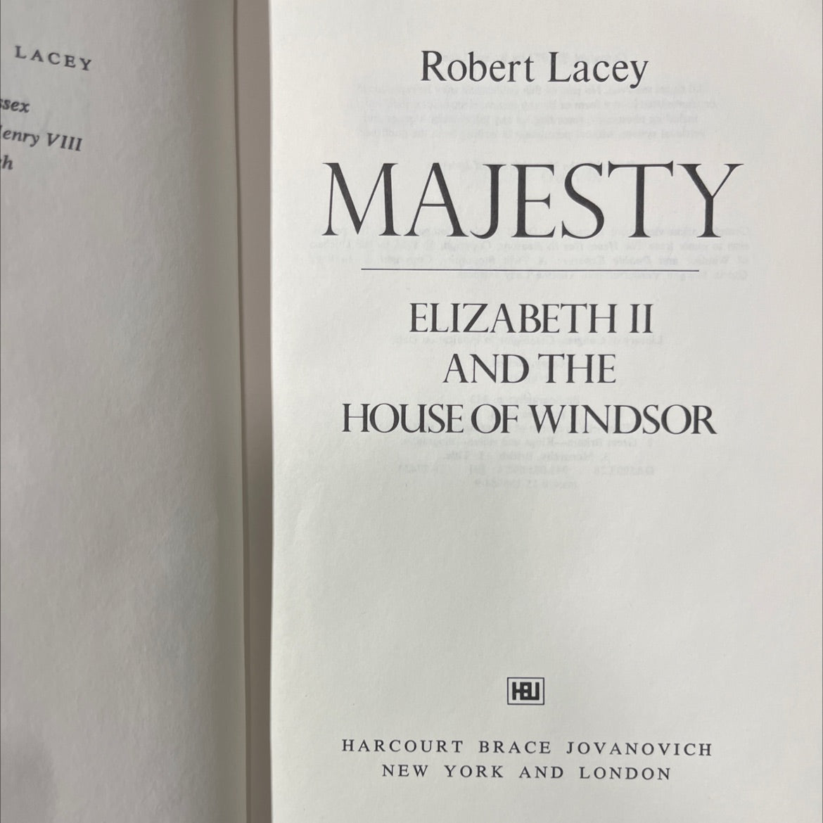 majesty book, by Robert Lacey, 1977 Hardcover image 2