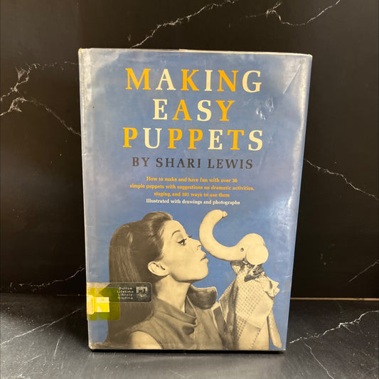 making easy puppets book, by Shari Lewis, 1970 Hardcover image 1