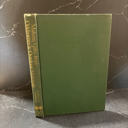 making gifts from oddments & outdoor materials book, by betsey b. creekmore, 1970 Hardcover image 1