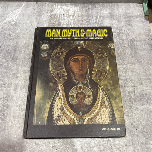 man myth & magic an illustrated encyclopedia of the supernatural book, by Richard Cavendish, 1970 Hardcover image 1