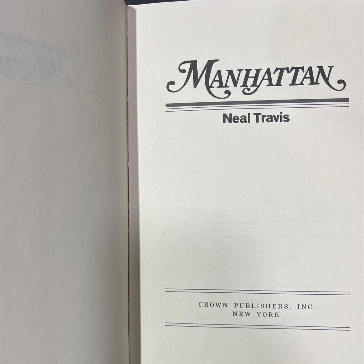manhattan book, by neal travis, 1979 Hardcover image 2