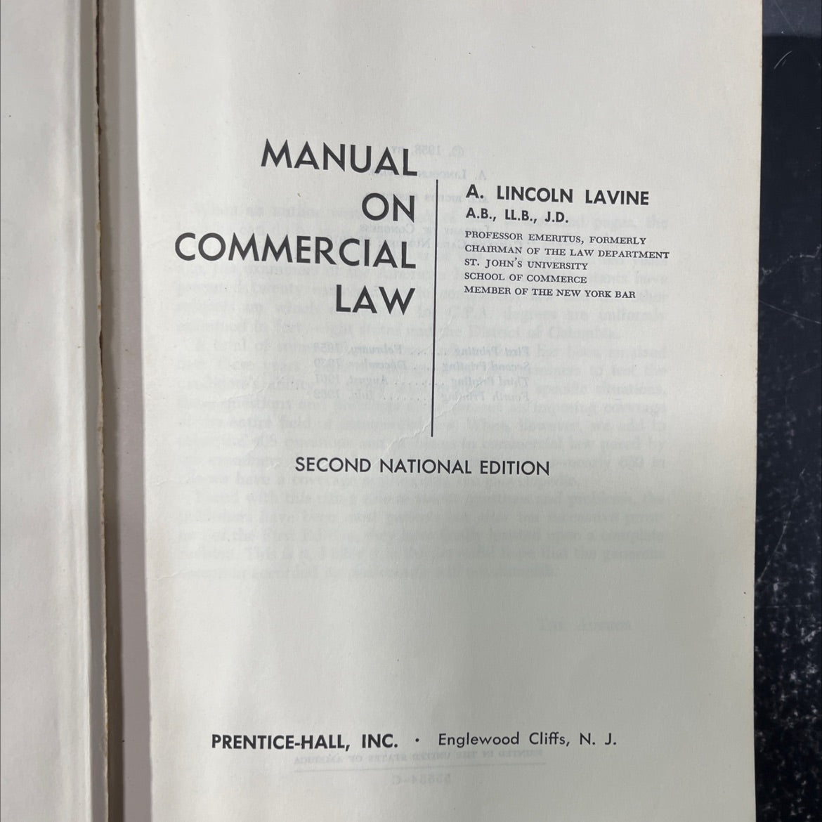 manual on commercial law book, by a a. lincoln lavine, 1962 Hardcover image 2