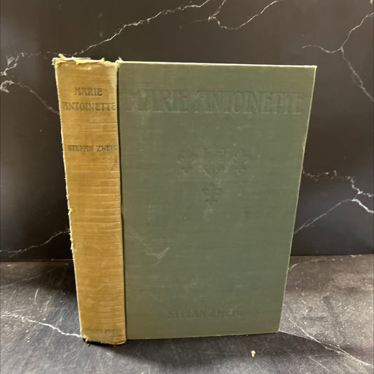 marie antoinette the portrait of an average woman book, by stefan zweig, 1933 Hardcover image 1