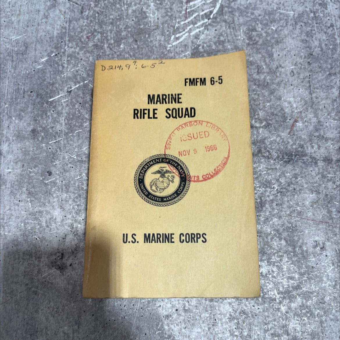 marine rifle squad book, by not stated, 1966 Paperback image 1