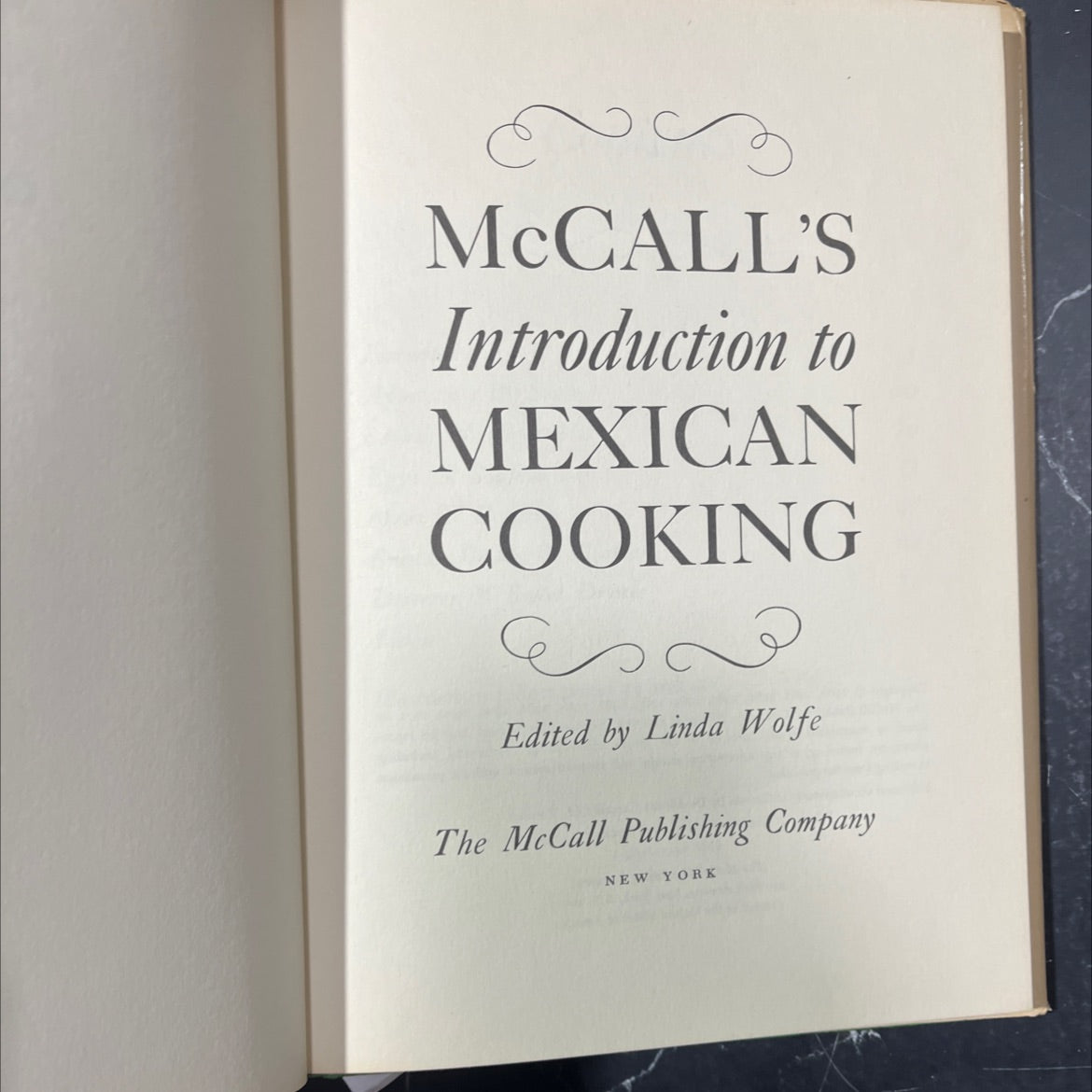 mccall's introduction to mexican cooking book, by linda wolfe, 1971 Hardcover image 2
