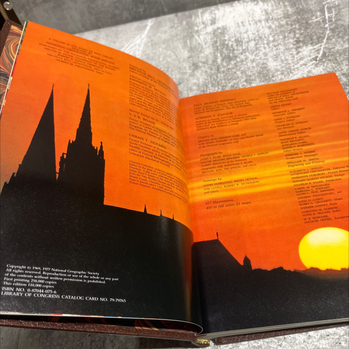 middle ages book, by melville bell grosvenor, 1977 Hardcover image 3