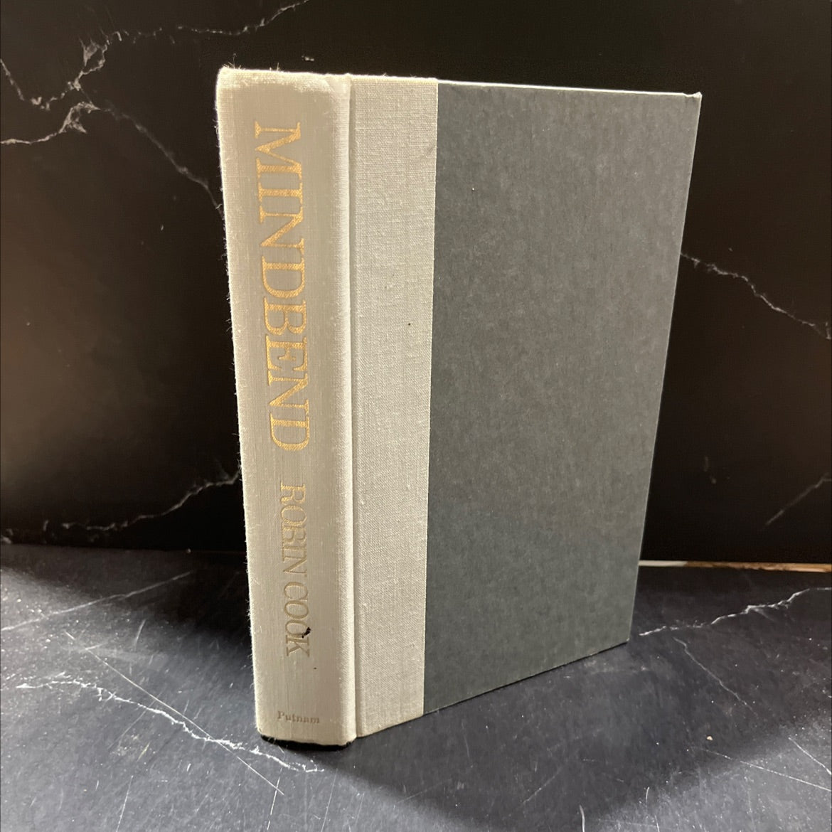 mindbend book, by robin cook, 1985 Hardcover image 1