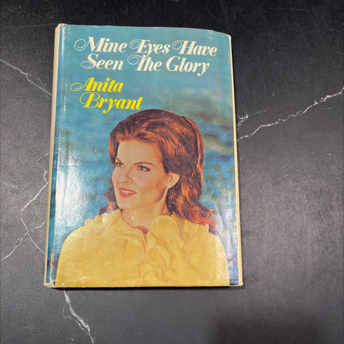 mine eyes have seen the glory book, by anita bryant, 1992 Hardcover image 1