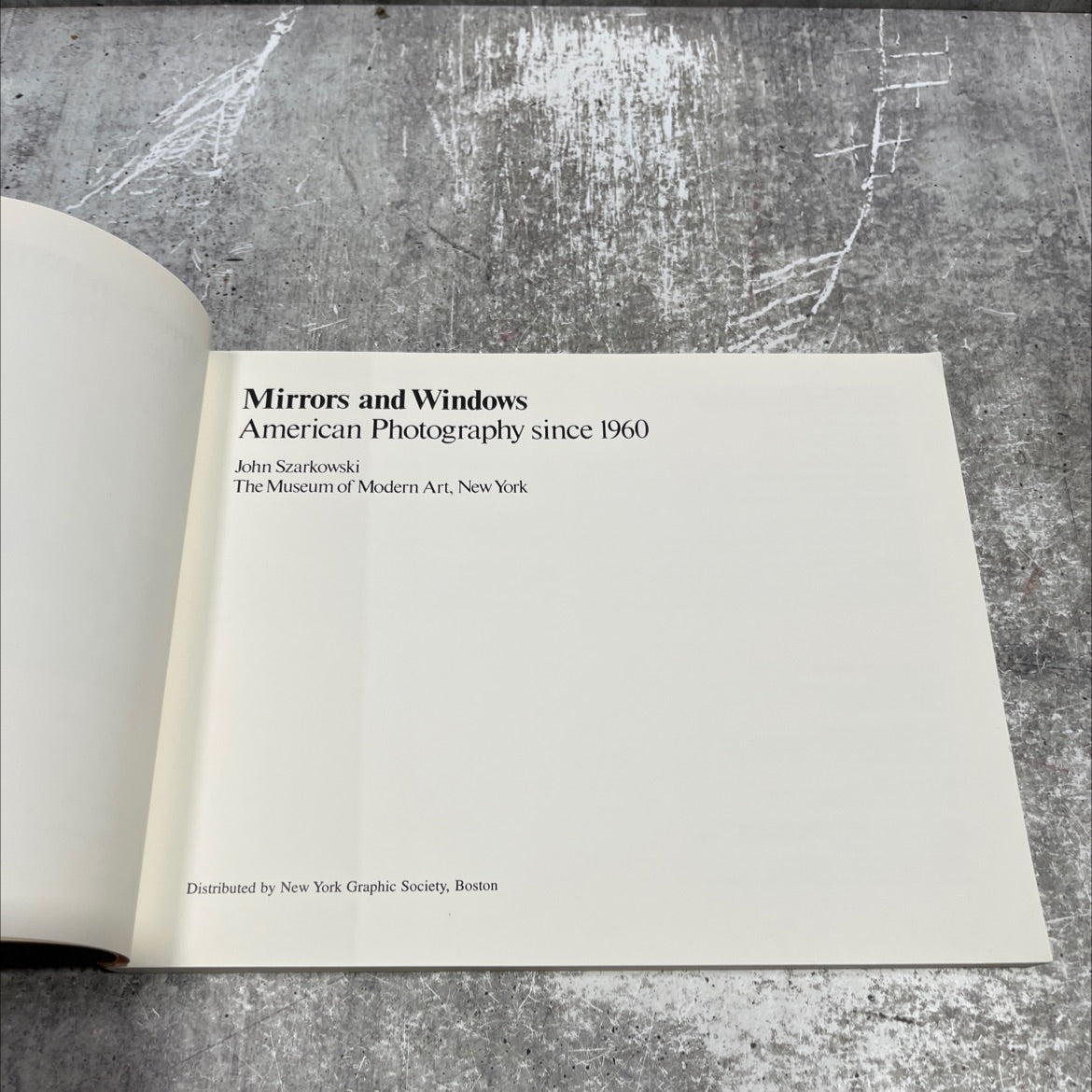 mirrors and windows american photography since 1960 book, by john szarkowski, 1978 Hardcover image 2