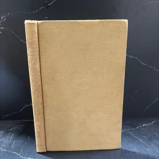 miss bianca and the bridesmaid book, by margery sharp, 1972 Hardcover image 1