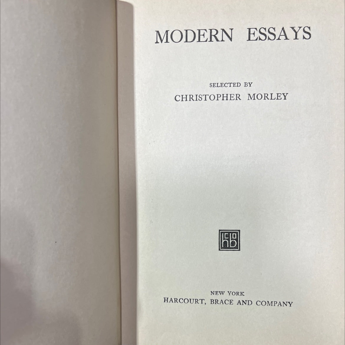 modern essays selected by christopher morley book, by christopher morley, 1921 Hardcover image 2