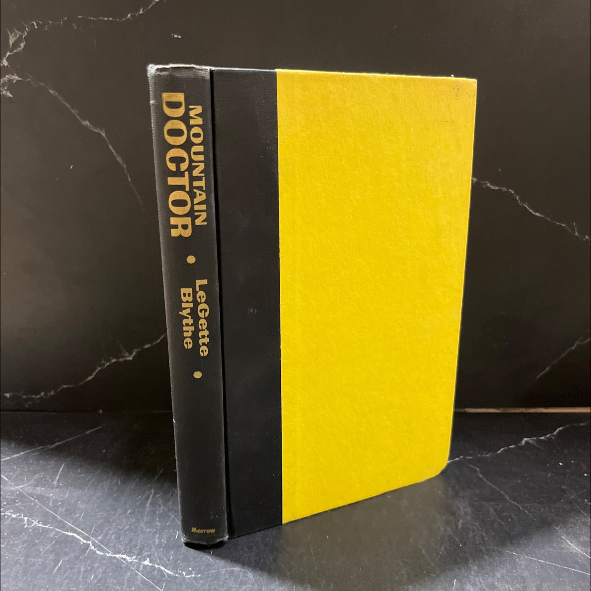 mountain doctor book, by LeGette Blythe, 1964 Hardcover image 1