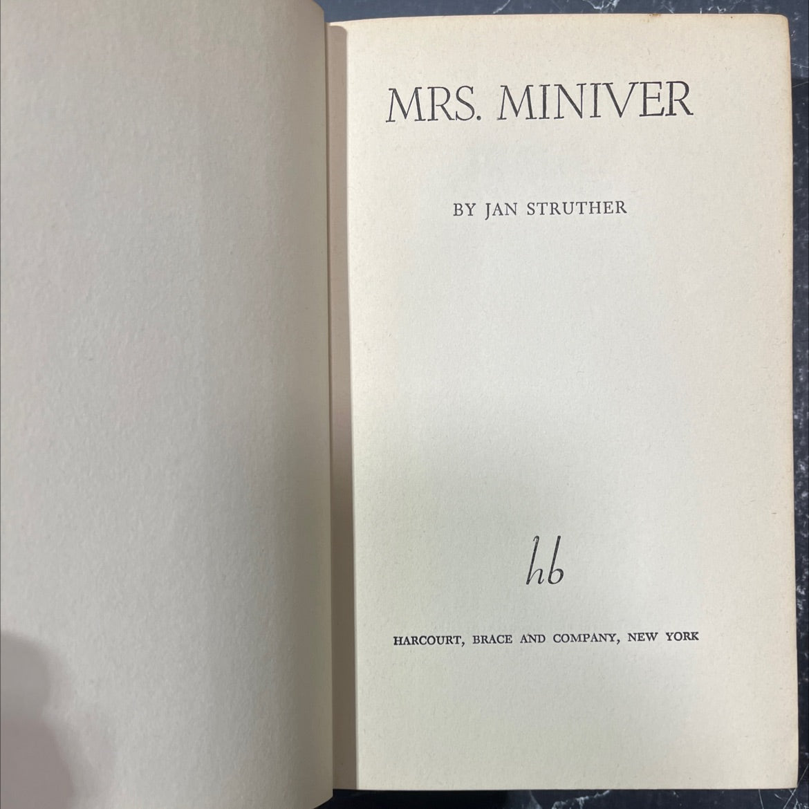 mrs. miniver book, by jan struther, 1942 Hardcover image 2