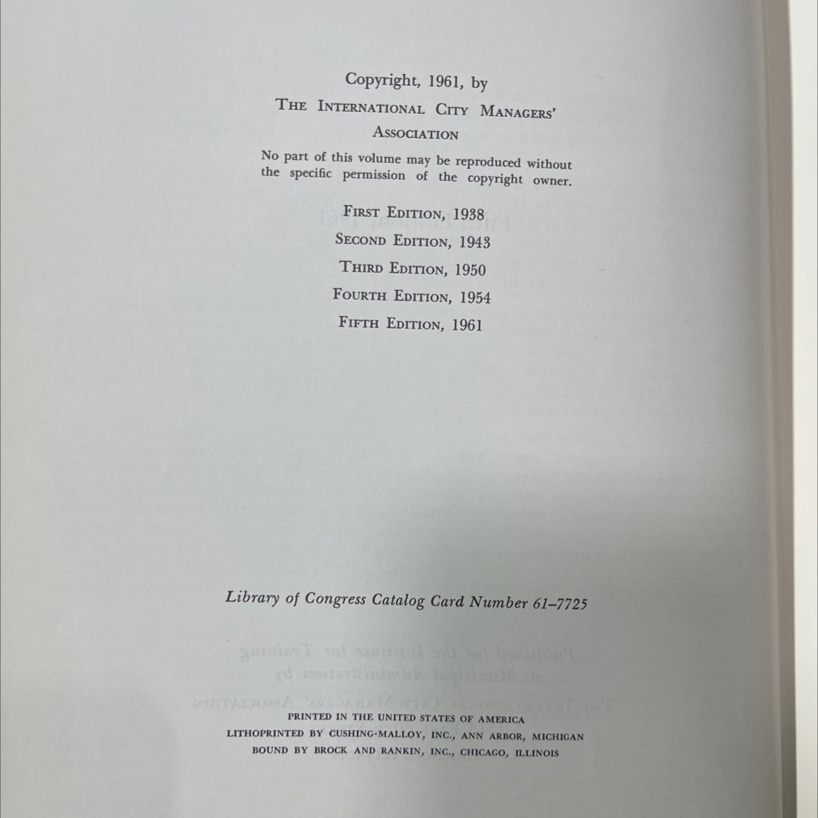 municipal police administration book, by unknown, 1961 Hardcover image 3